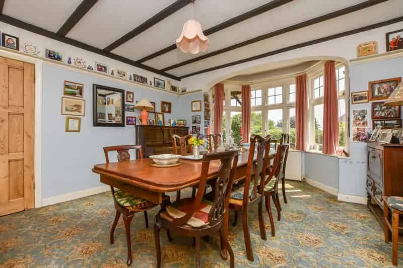5 Bedroom Detached House For Sale Near Dumpton Gap Beach