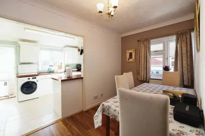 3-Bedroom Detached House Near Grateley Train Station