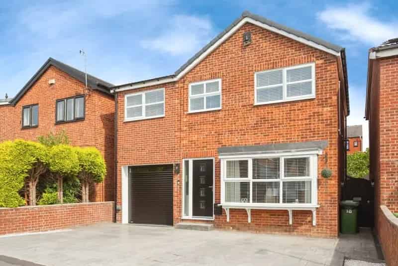 4 Bedroom Detached House for Sale Wakefield West Yorkshire