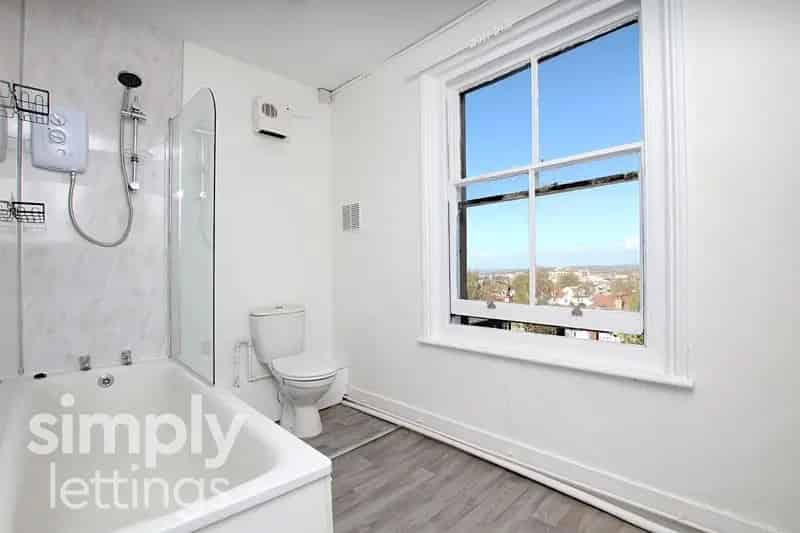 0 Bedroom Flat House to Rent in Brighton Seven Dials