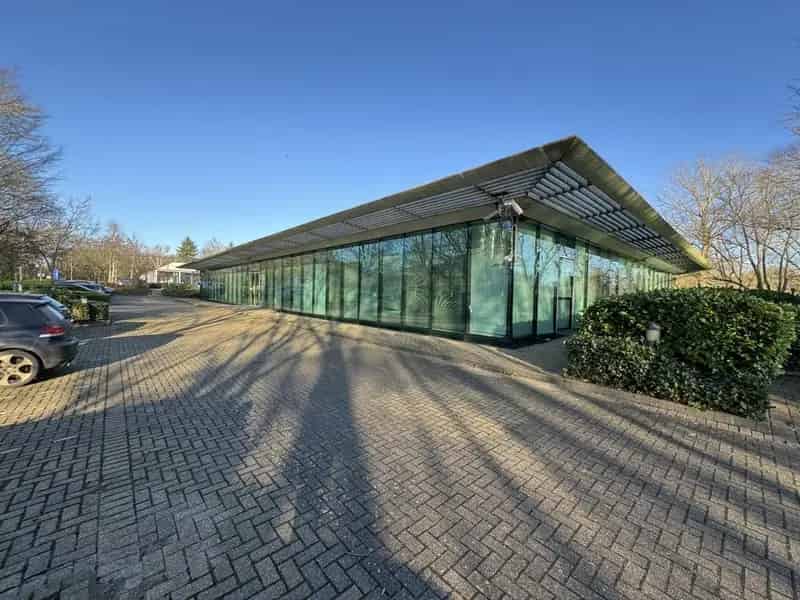 Modern Lakeside Office Building To Be Refurbished