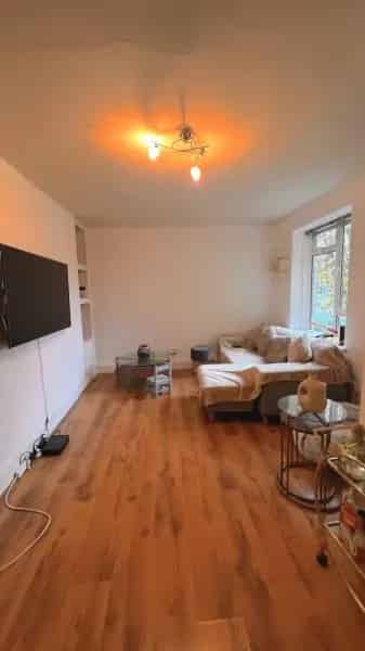 2 Double Bedroom Flat Highbury Islington - Multi Swap Opportunity