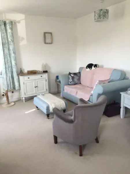 Flat For Rent in Basingstoke and Deane, England