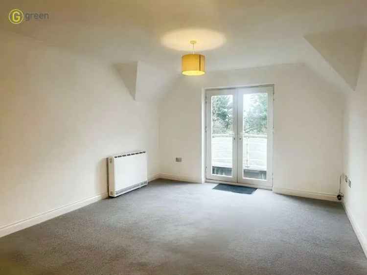 2 bed flat for sale