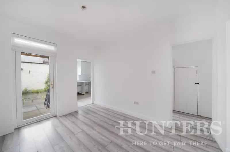 2 Bed Cottage for Sale near Bruce Grove Station N17