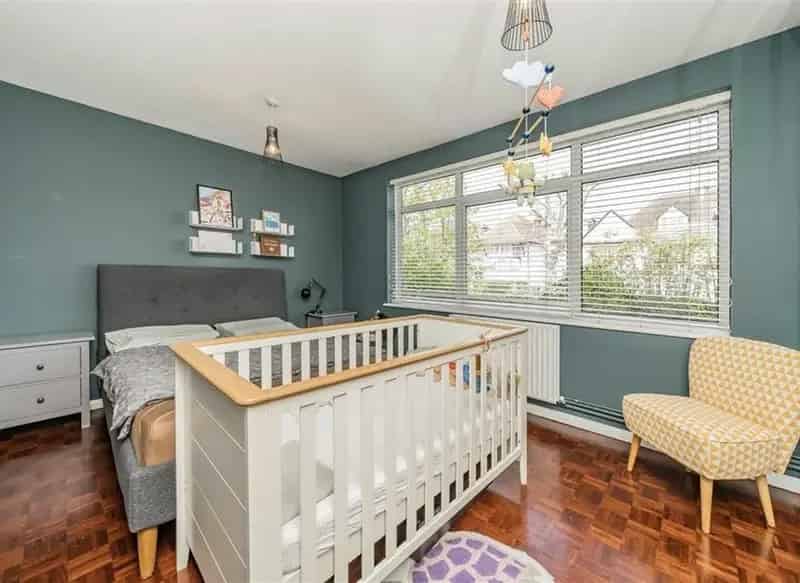 2 Double Bed Ground Floor Apartment Near Willesden Green Station