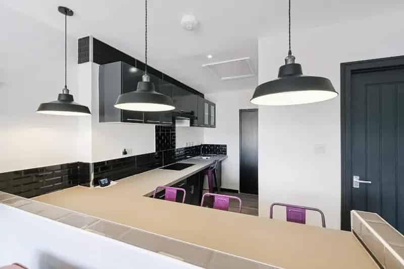 1 Bedroom Flat for Sale - Refurbished Upper Cottage Flat