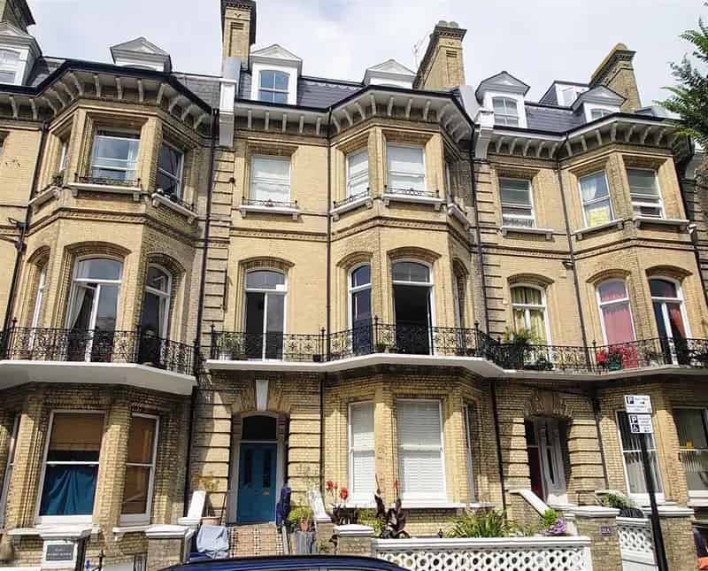 1 Bedroom Flat to Rent Hove Seafront