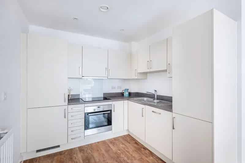 1 Bedroom Apartment Bath Riverside