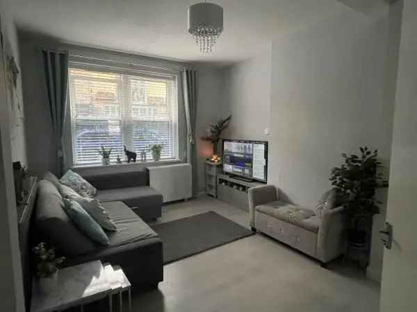 Flat For Rent in London, England