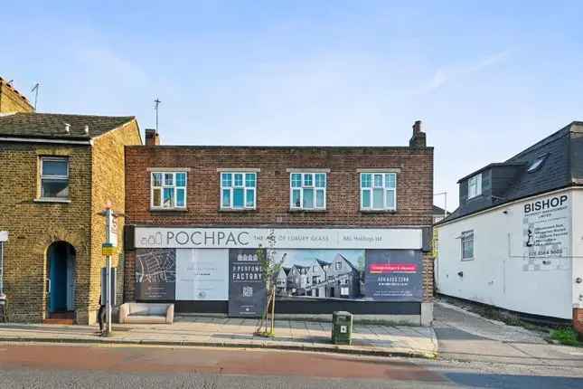 Warehouse, Body Shop & Industrial Space For Sale in Hanwell