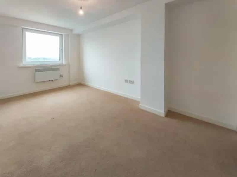 Two Bedroom Apartment Near Keighley Town Centre