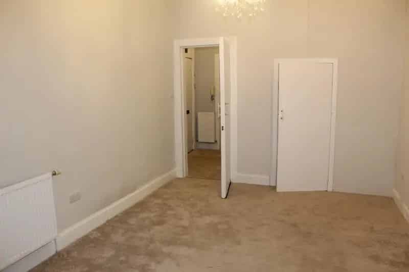 1 Bedroom Flat to Rent Near Queens Park