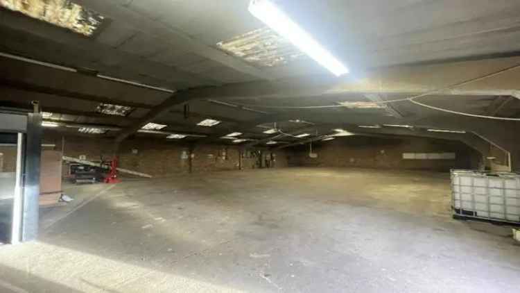 Industrial For Rent in Denny, Scotland