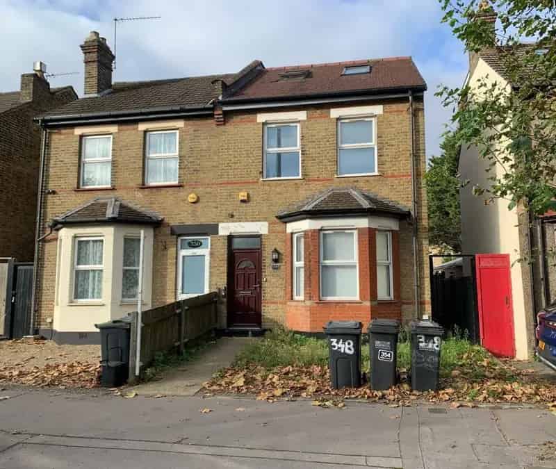 Six Bedroom Semi Detached House HMO High Rental Income Potential