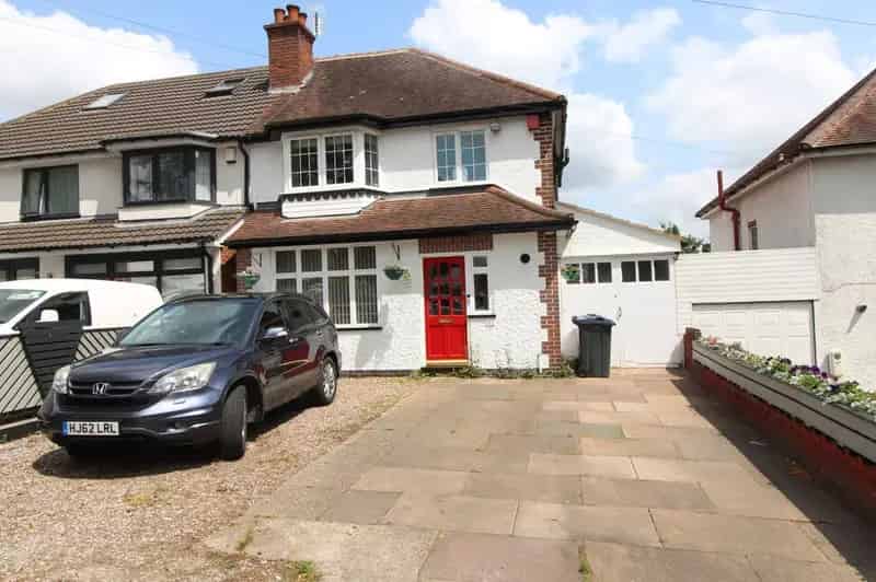 3 Bedroom Semi Detached House for Sale Small Heath B10
