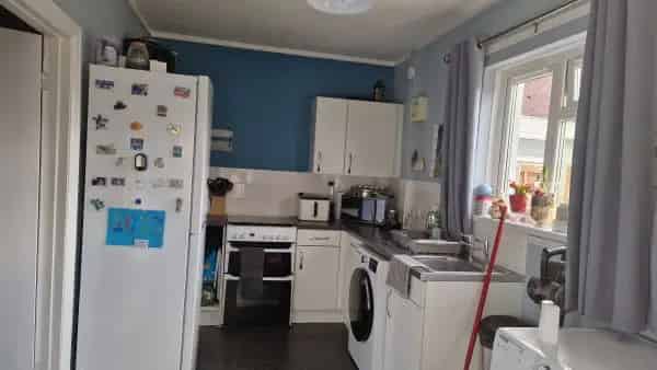 2 Bed End Terrace House Huge Garden Family Home