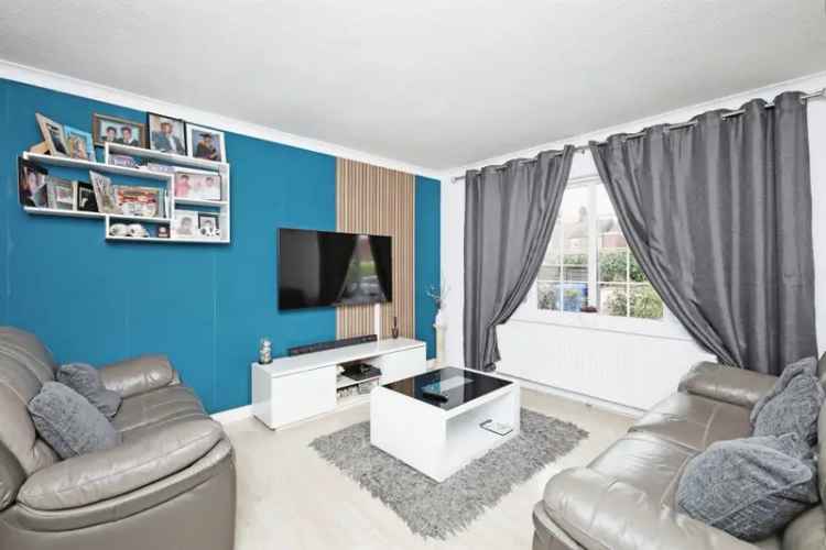 Three Bedroom Detached House for Sale