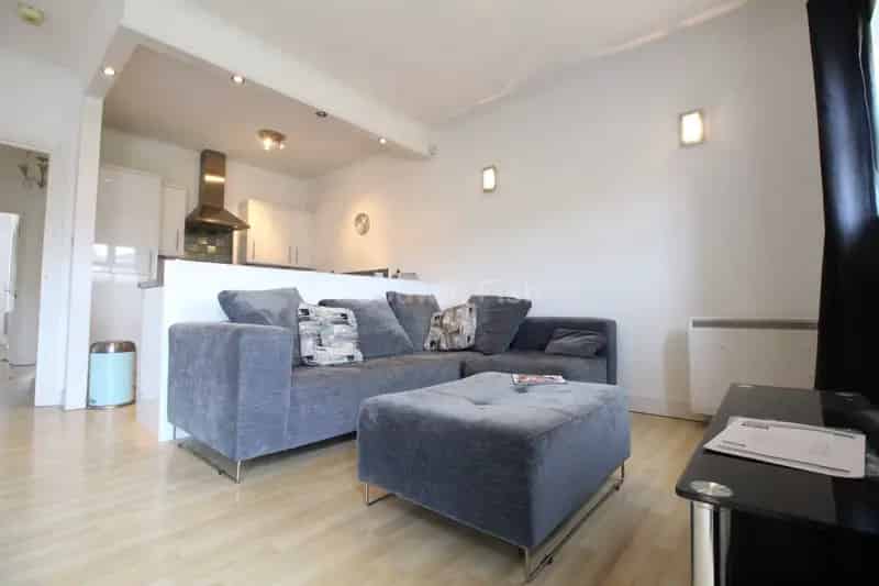 2 Bedroom Apartment House to Rent in Castlefield Manchester