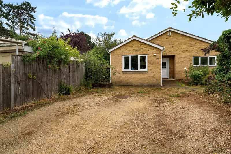 2 Bedroom Bungalow for Sale Bishops Cleeve