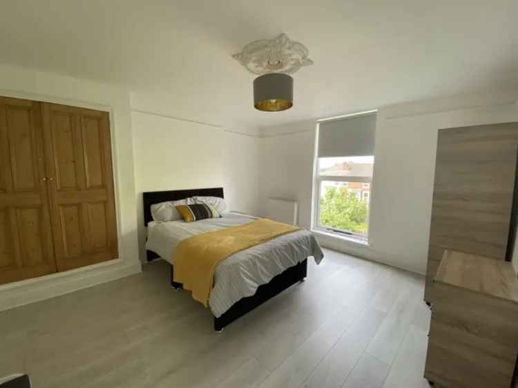 1 Bedroom Flat To Rent Available Now