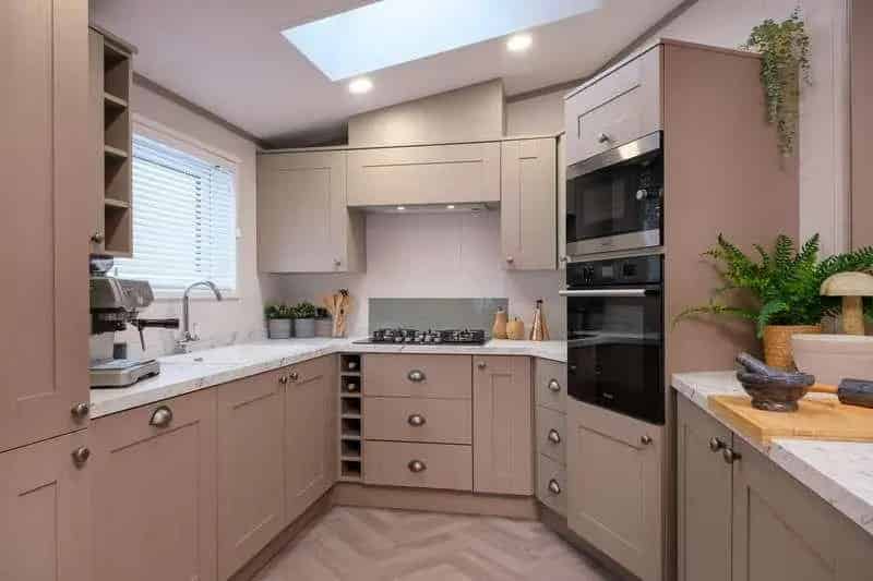 2 Bed Fully Furnished Lodge with Countryside Views