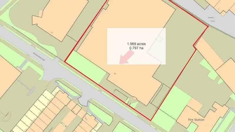 Warehouse Production Unit with Offices and Yard For Sale or Lease