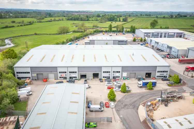 Industrial For Rent in Long Crendon, England