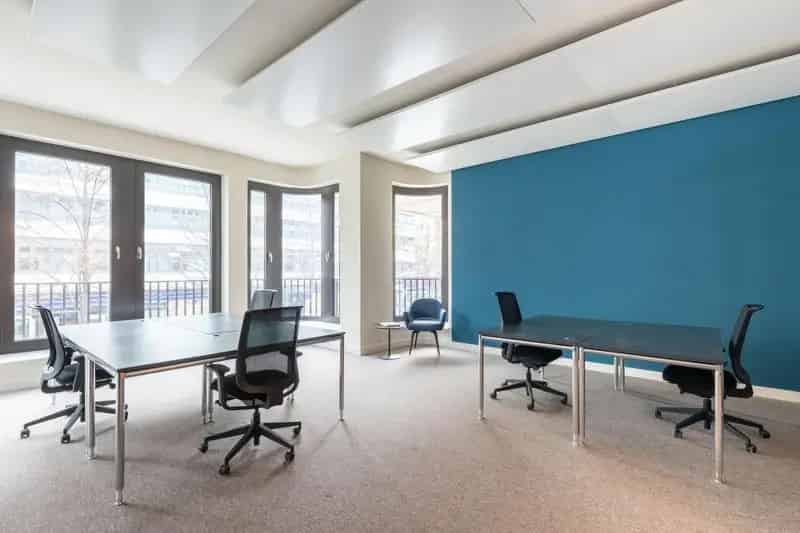 Modern Office Spaces in Renovated Georgian Building with Thames Views