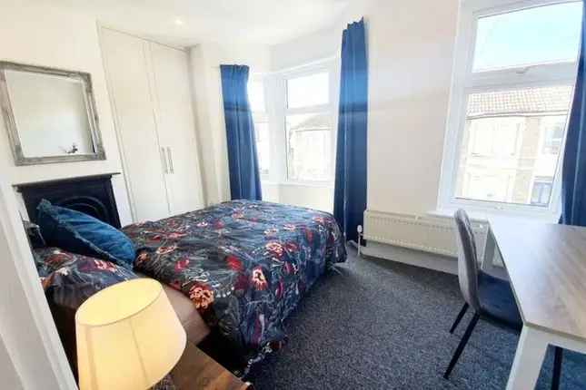 Luxury Ensuite Rooms Bristol BS5 - Professional House Share