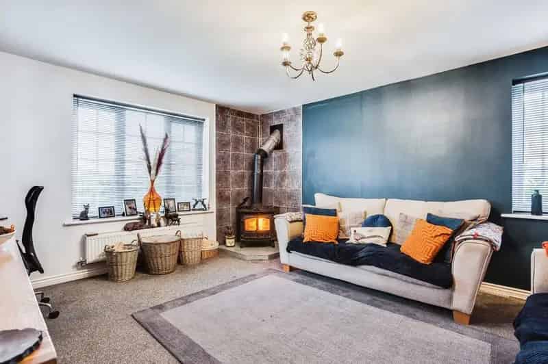 4 bedroom Detached House for sale, Normanton, West Yorkshire, WF6