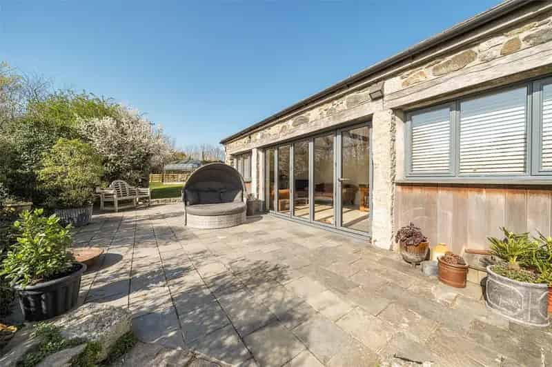 3 Bed Barn Conversion with Additional 1 Bed Barn and 3 Acres
