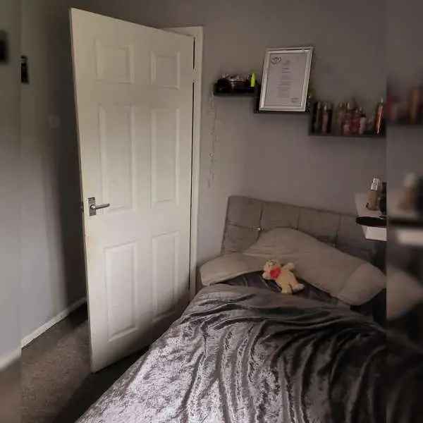 House For Rent in Rochford, England