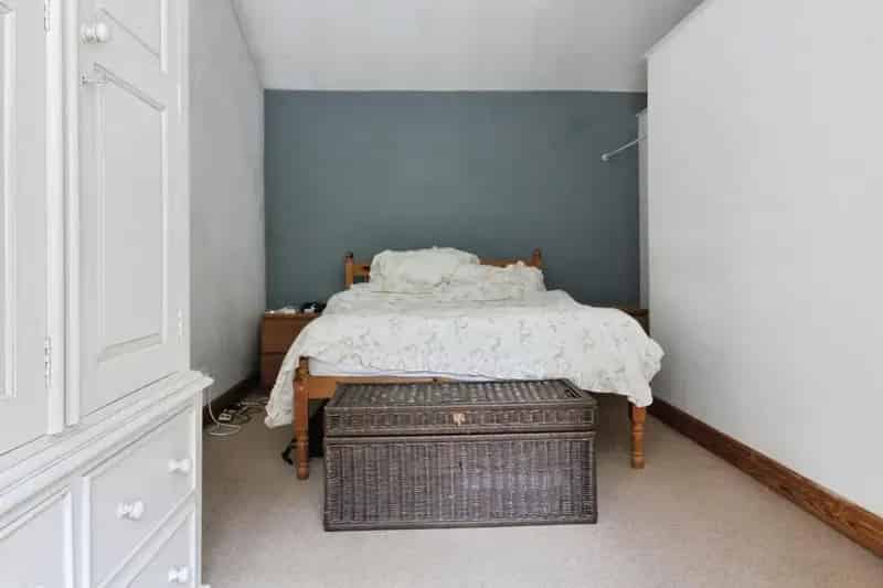 2 Bedroom Terraced House to Rent Tong Village