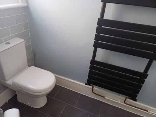 2 Bedroom Victorian House with Garden in Teddington
