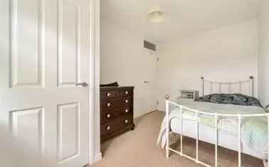 Truro City Centre Apartment Two Double Bedrooms Modern Amenities