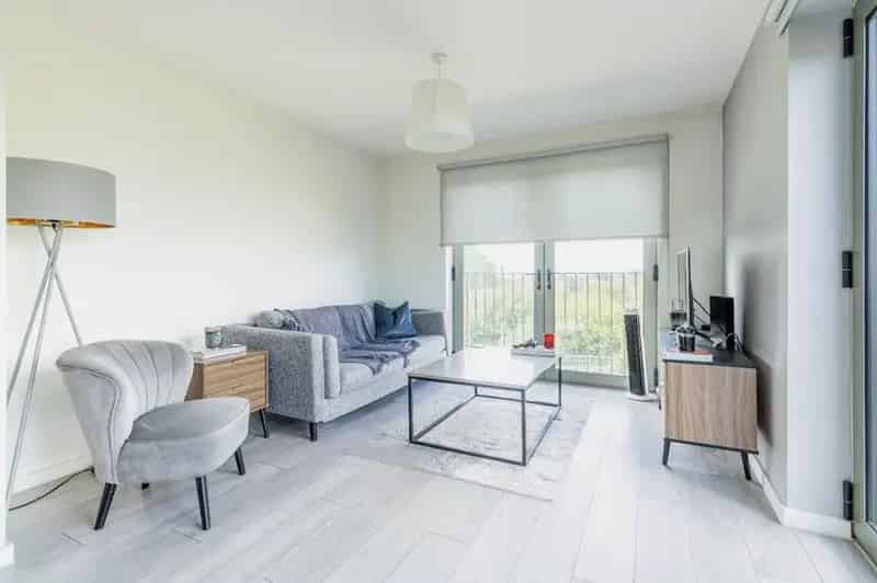 1 Bedroom Flat to Rent Liverpool City Centre Poets Place Parking