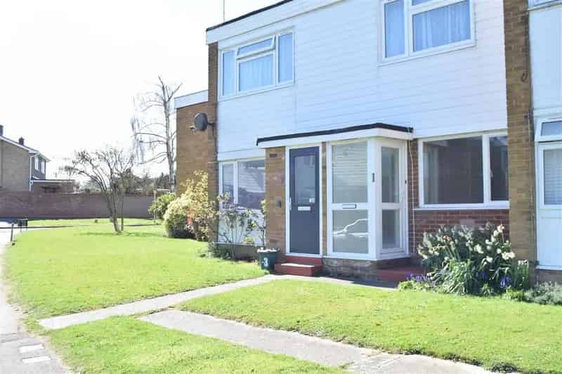2 Bedroom Maisonette for Sale