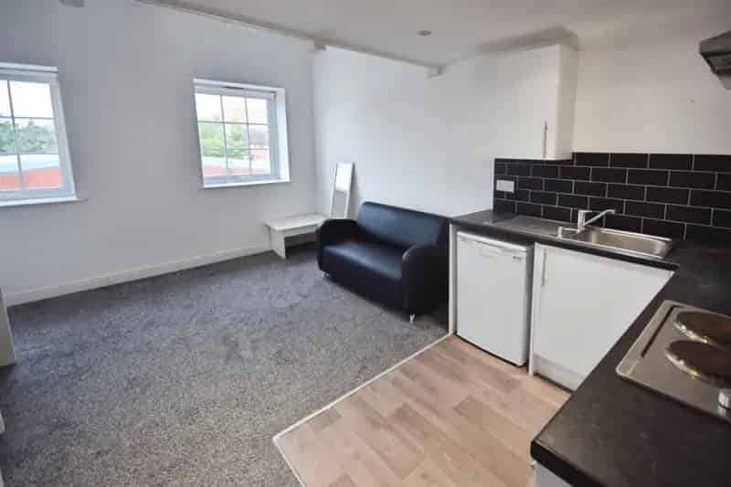 1 Bedroom Flat To Rent Available 01082025