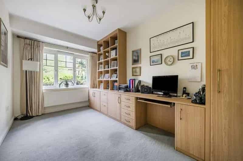 4 Bed Semi-Detached House for Sale