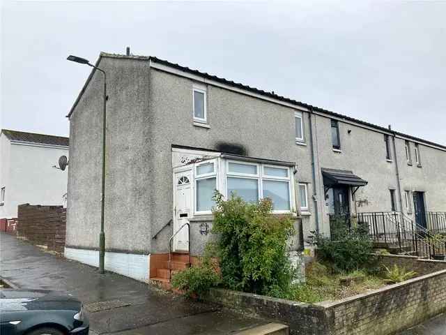 2 bedroom end-terraced house for sale