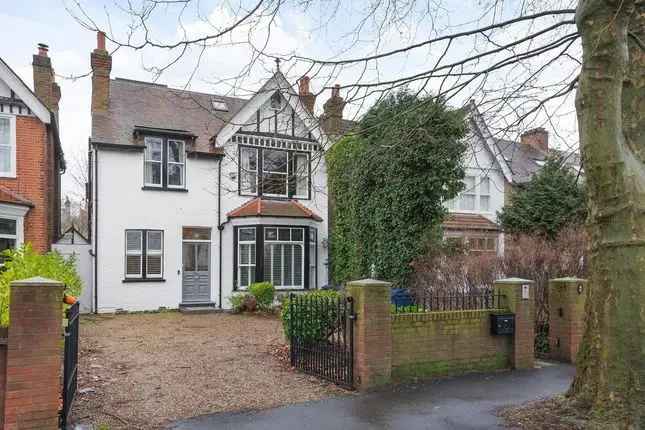 5-Bedroom Family Home for Sale in St Stephen's Ealing