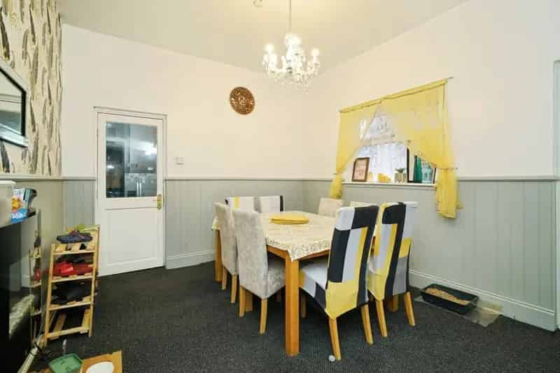 5 bedroom Mid Terrace House for sale, Manchester, M13