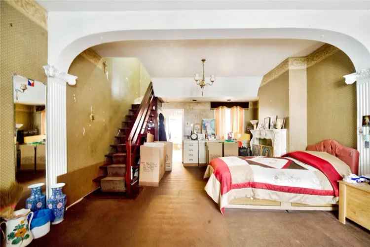 2 Bed Terrace House - Cash Buyers Only - Auction Sale