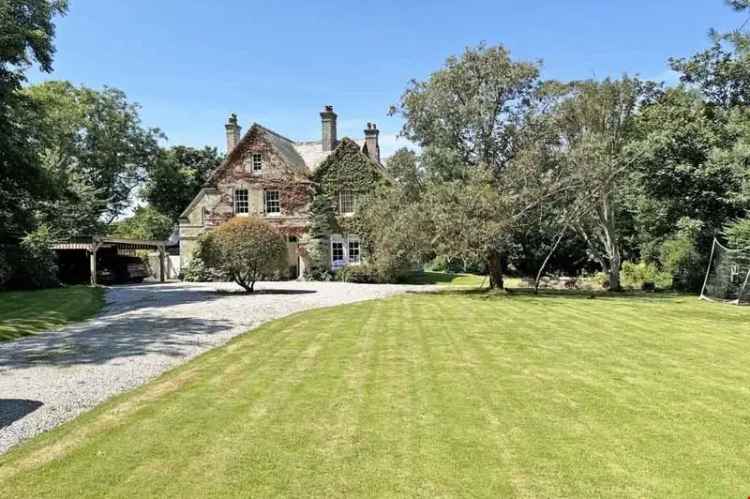 6 Bedroom Detached House For Sale in Cornwall