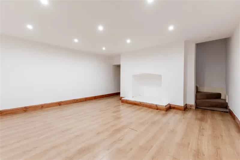 House For Sale , Leeds, England