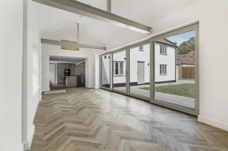 3 Bedroom Detached House to Rent
