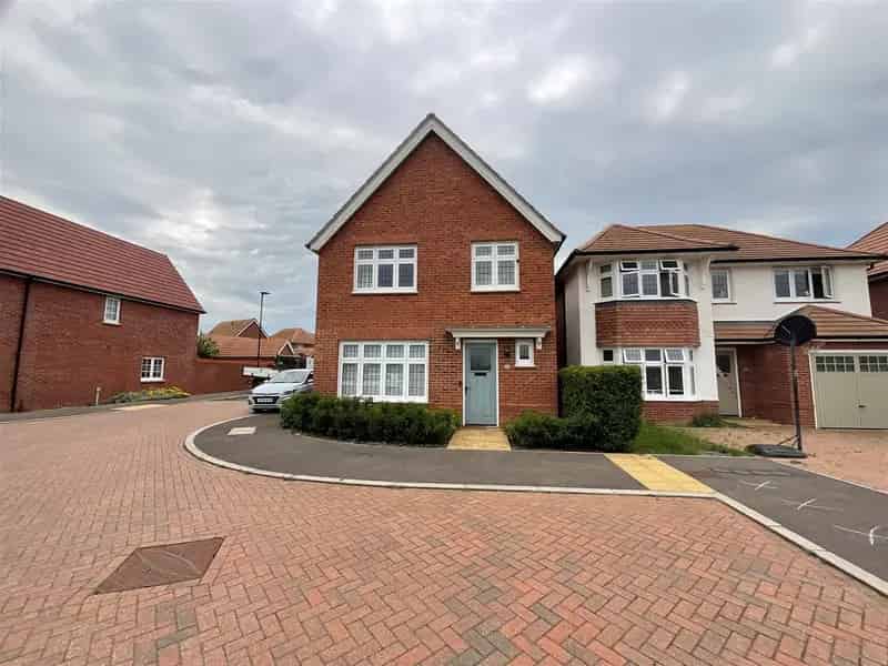 3 Bedroom Detached House for Sale Waterlooville