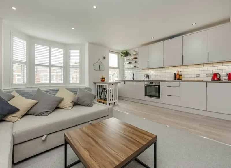 2 Double Bedroom Conversion near Streatham Station