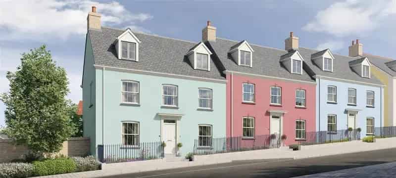 4 Bedroom Terraced House for Sale